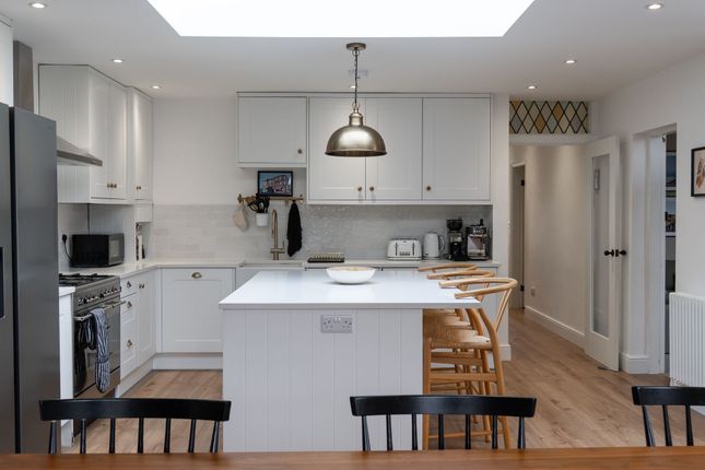 59 Curzon Avenue, Leicester photo 4