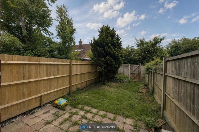 Bramham Moor, Fareham photo 3