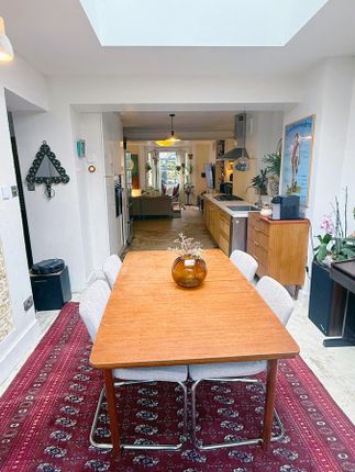 72A, Cathnor Road, London photo 4