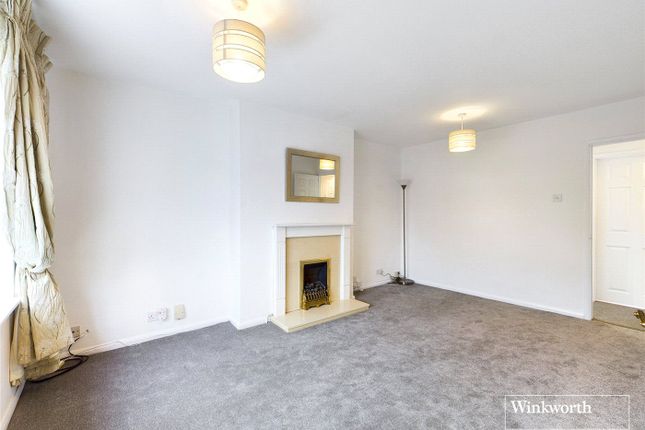 7, Gurney Drive, Reading photo 3