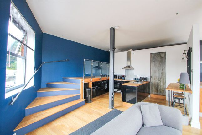 Thumbnail Flat to rent in Paintworks, Bristol