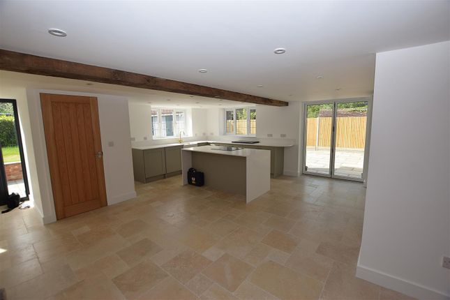 1 Lunsford Cross Cottages, Ninfield Road, Bexhill-On-Sea photo 4