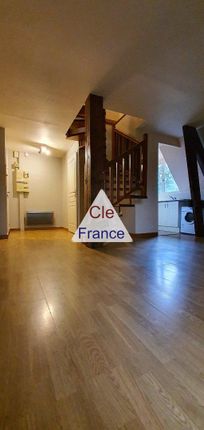 Apartment for sale in Noisy-Sur-Ecole, Ile-De-France, 77123, France