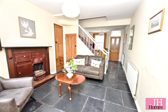 16, Sun Street, Ulverston photo 2