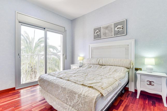 Villa for sale in Street Name Upon Request, Lloret De Mar, Es