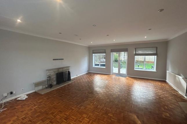 Property to rent in Holmwood Close, East Horsley, Leatherhead