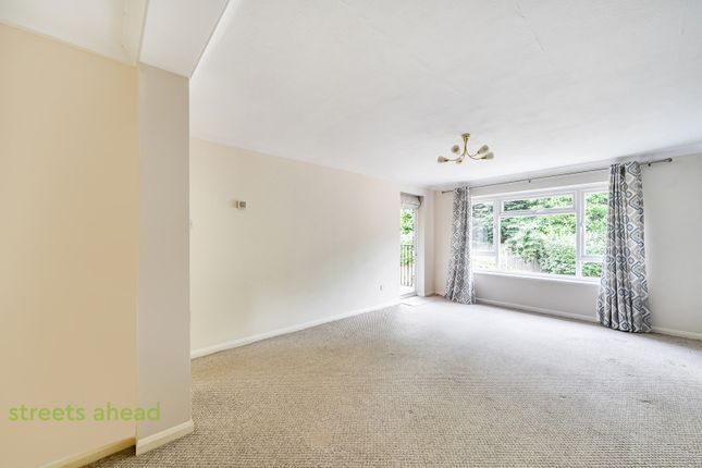9 Windermere Court, 44, Park Road, Kenley photo 3