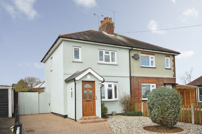 2-bed house on 52, Lyons Hall Road, Braintree, £325,000
