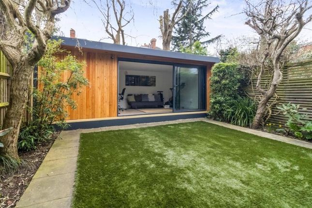 10, Birchington Road, Crouch End photo 4