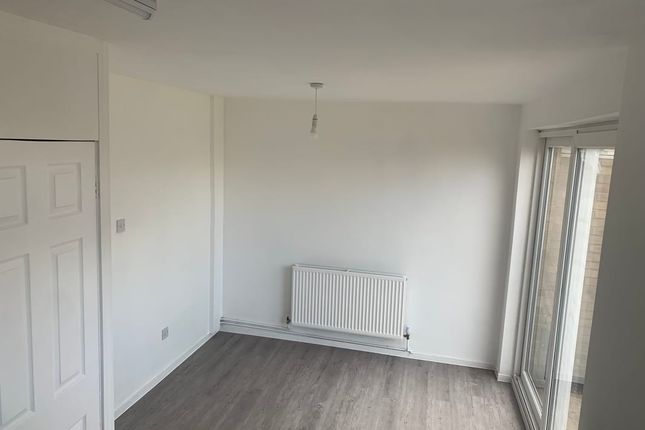 12 Lydd Croft, Castle Vale, Birmingham photo 4