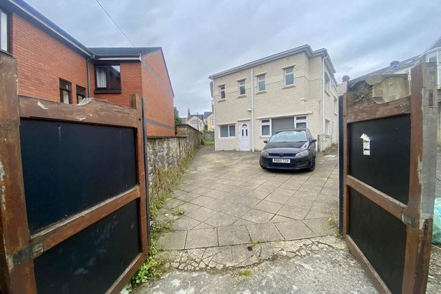 Twizzle Lodge, Off Hawthorne Avenue Uplands Swansea photo 5