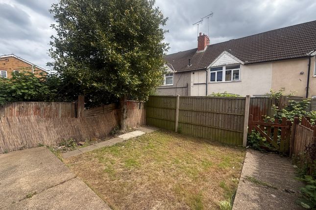 24, Mansfield photo 5