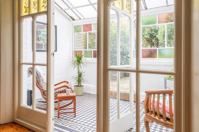149, Mount View Road, London photo 3