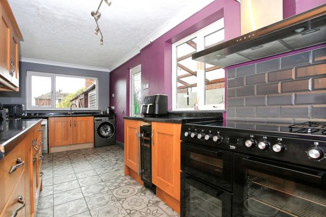 23, Sydney Road, Peterborough photo 4
