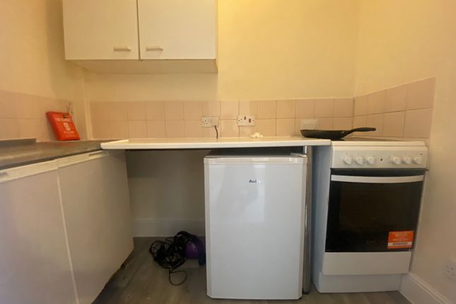 Flat to rent in Southtown Road, Great Yarmouth