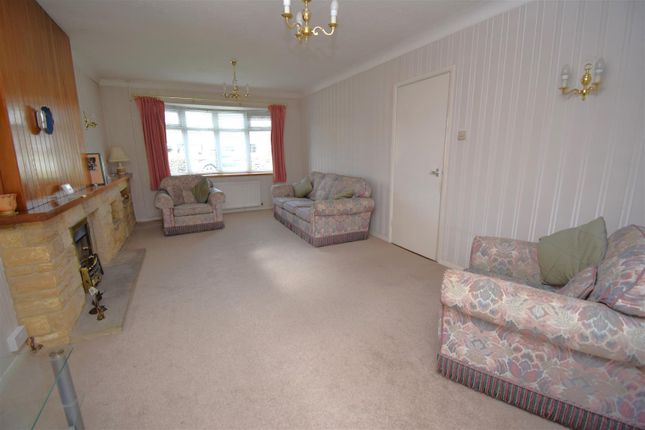 Detached house for sale in Plantagenet Drive, Rugby
