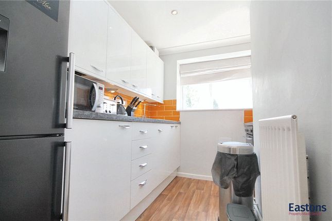 37, St.  Leonards Road, Surrey photo 2