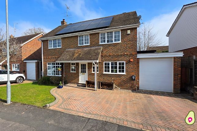 4-bed house on 48, Dukes Wood, Crowthorne, £825,000