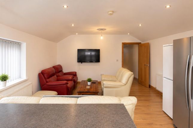 ( 6 bed), 96a, Woodville Road, Cardiff photo 4