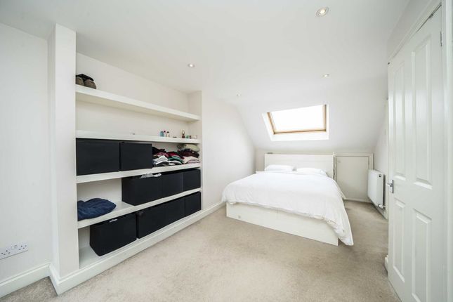 Property to rent in Lewin Road, London