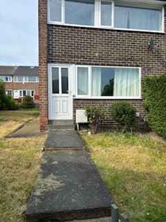 Thumbnail Semi-detached house to rent in Eastwood Avenue, Wakefield