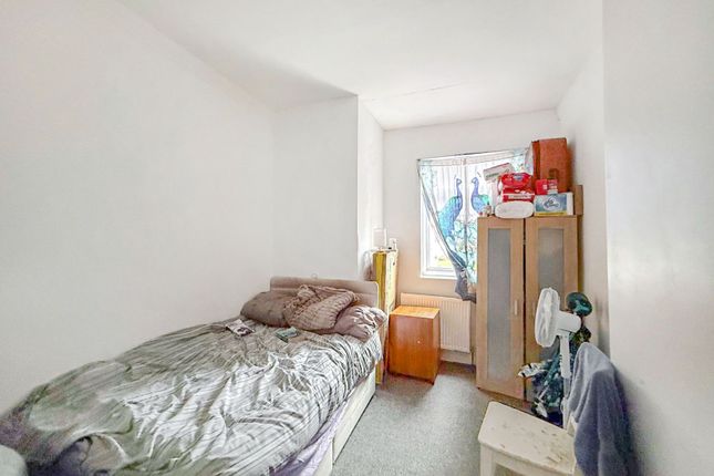11 Melrose Street, Hull photo 2