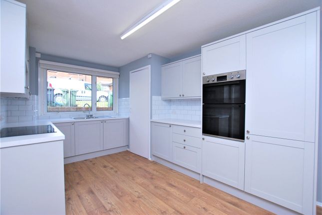 85, Park Barn Drive, Guildford photo 2