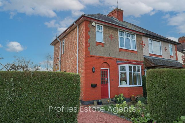 Semi-detached house for sale in Sunnyhill, Burbage, Hinckley