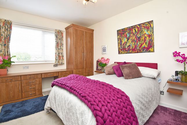 29 Queens Close, Lancaster Road, Harrogate photo 4