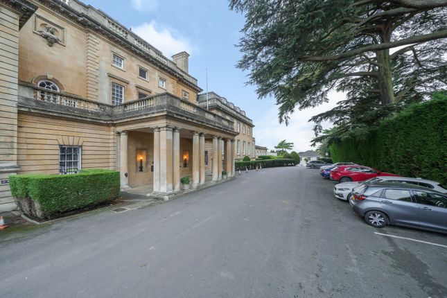 Flat for sale in The Mansion, Ottershaw Park