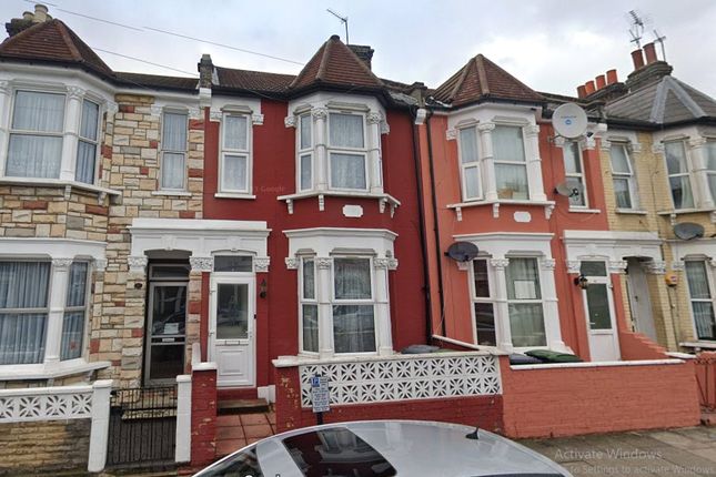 Detached house to rent in Winchelsea Road, Haringay, Tottenham