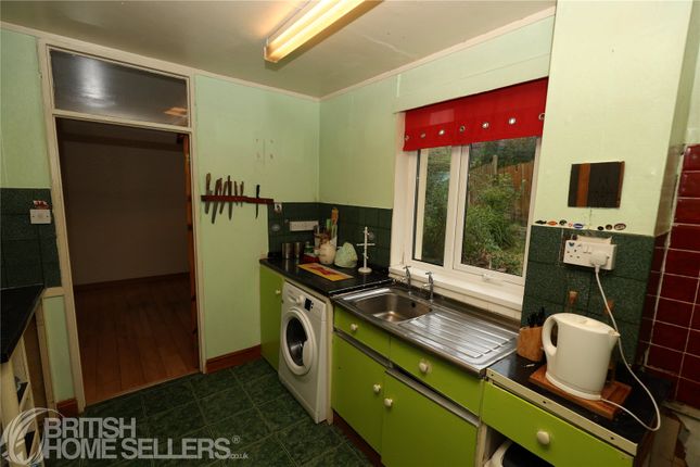 14, Caerau Park Crescent, Cardiff photo 2