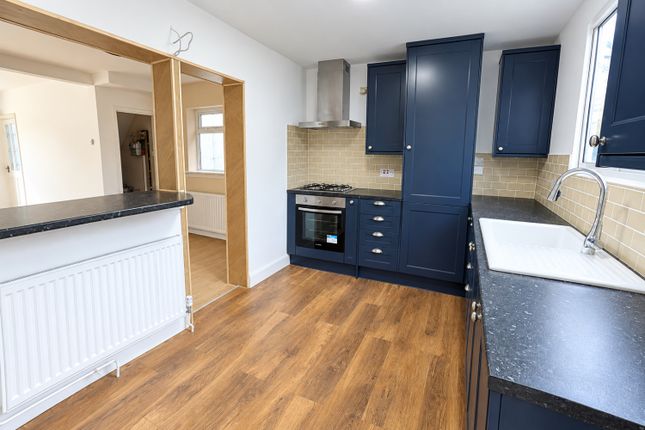 Tennyson Road, Romford photo 5