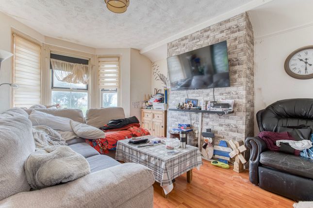 17 Kent Square, Great Yarmouth photo 2