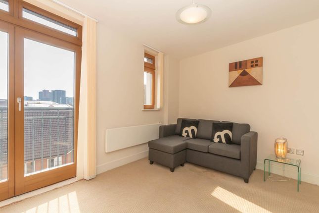 Flat to rent in Postbox, Upper Marshall Street