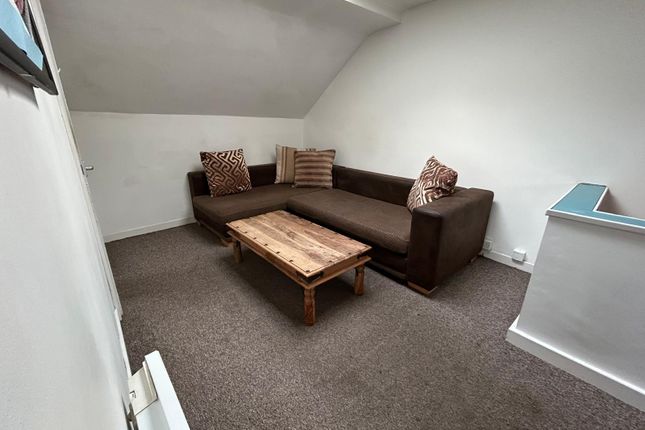 Flat 3, 15, Albany Road, Coventry photo 3