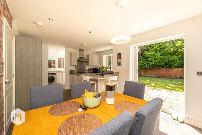 53 Hollins Drive, Bolton photo 5
