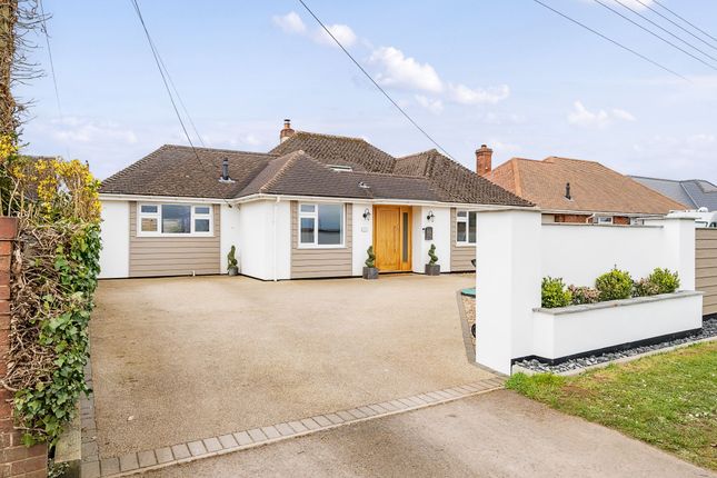 Thumbnail Bungalow for sale in Newcourt Road, Topsham, Exeter
