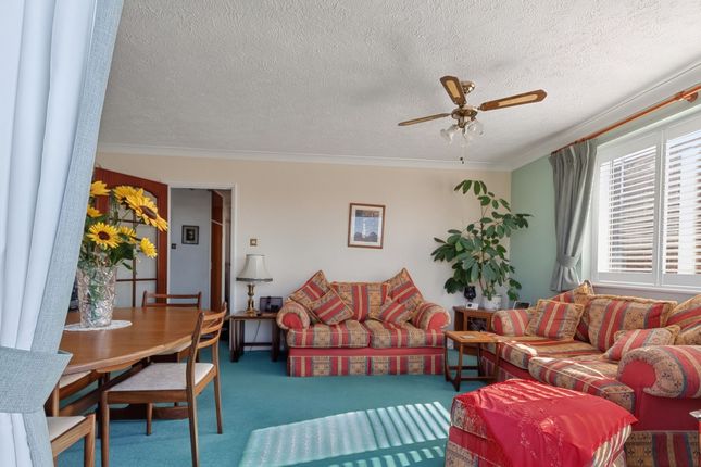 4 Wentworth Court The Nookery, Littlehampton photo 3
