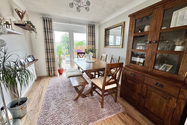 20 Oxford Drive, Stockport photo 3