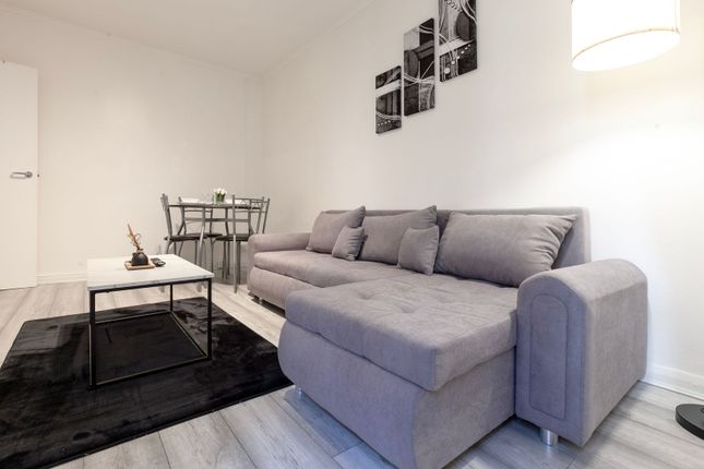 92 Scott Ellis Gardens NW8 9HE, Scott Ellis Gardens NW8 9HE, London photo 5