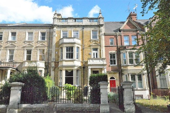 East Park Parade Kingsley Northampton Nn1 6 Bedroom Terraced
