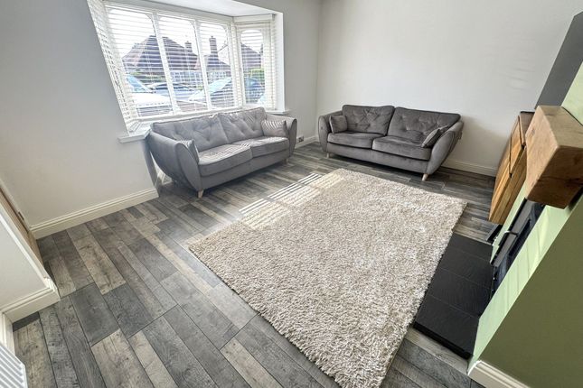90 Monmouth Road, Walsall photo 4