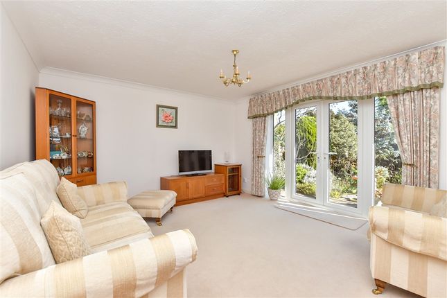Penshurst Close, Longfield photo 2