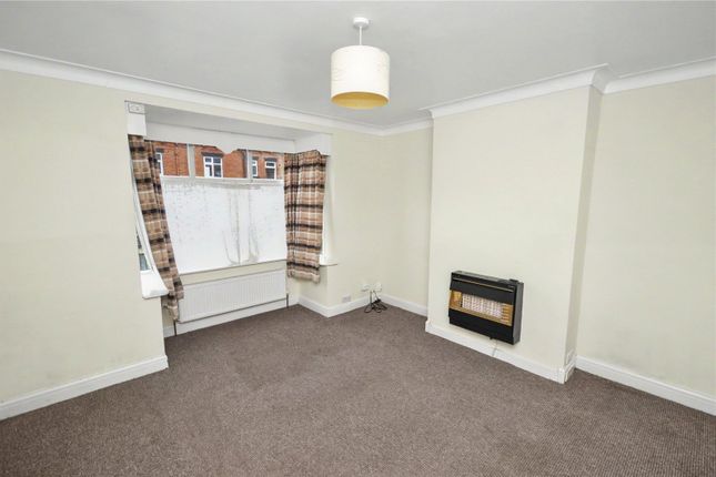 15, Marsden Place, West Yorkshire photo 2