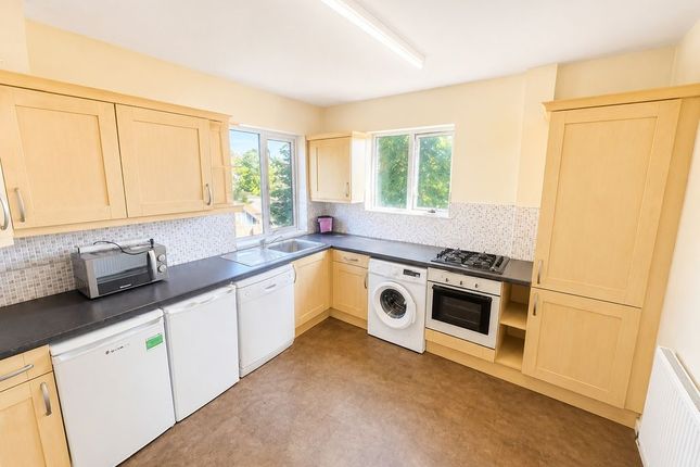 350a Lucas Court, Alexandra Avenue, Harrow photo 3