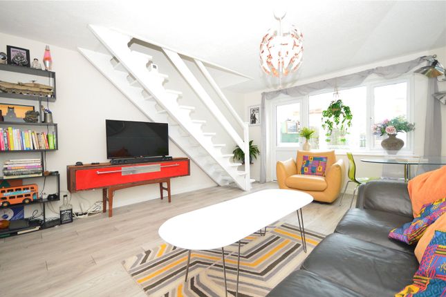 46, Barrymore Close, Somerset photo 2