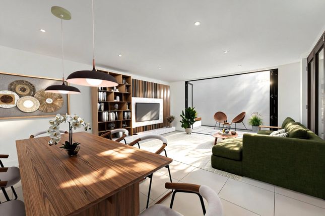 4, Whittlebury Mews West, London photo 2