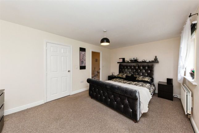Town house for sale in Bateman Close, Crewe, Cheshire