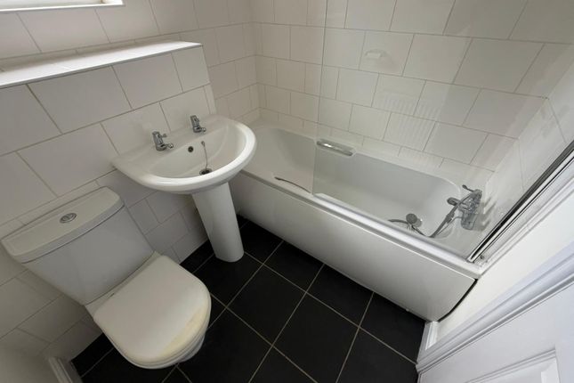 22, Wisbech photo 3